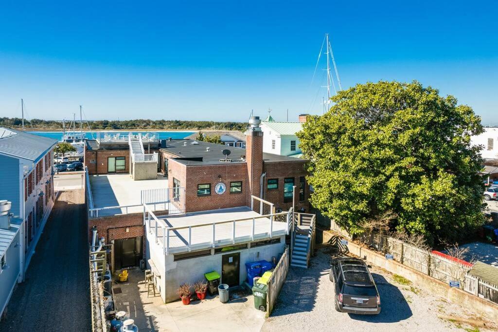 Why Knot Getaway...Rooftop With Waterview! Unit D Beaufort Exterior photo