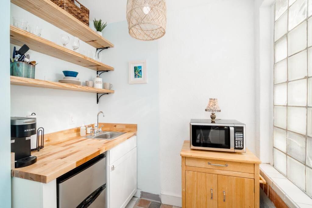Why Knot Getaway...Rooftop With Waterview! Unit D Beaufort Exterior photo