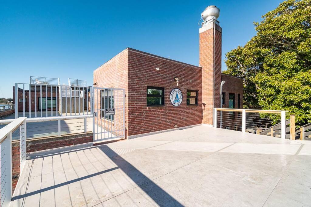Why Knot Getaway...Rooftop With Waterview! Unit D Beaufort Exterior photo